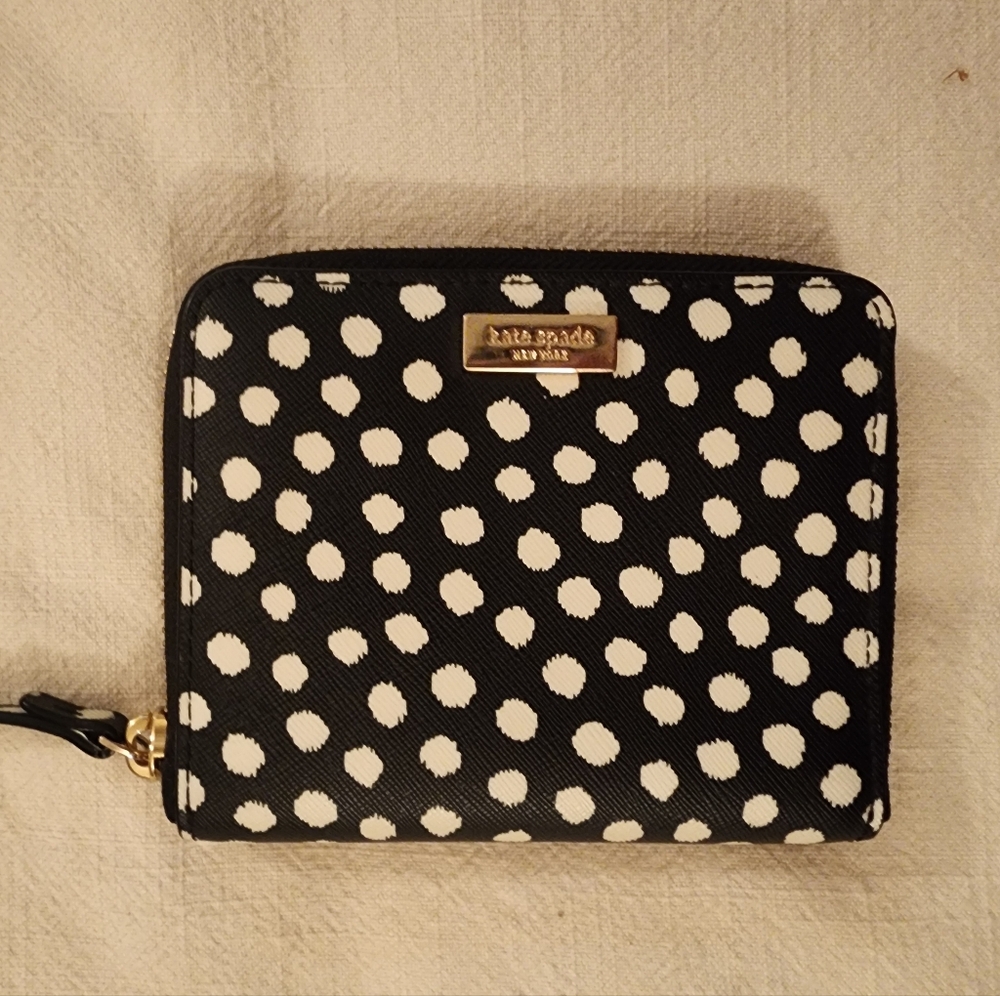 Kate Spade Polka Dot Zip Wallet